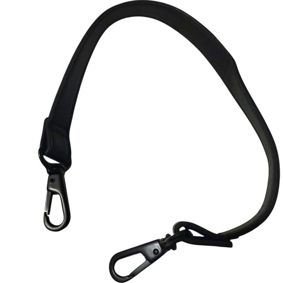 Wilson’s  leather Men's Black Leather Wristlet Bag. Pure leather with slots - Picture 7 of 11